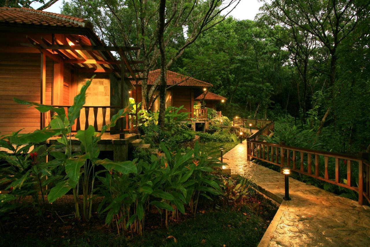 Palau Pacific Resort & The Pristine Villas And Bungalows Koror Exterior foto